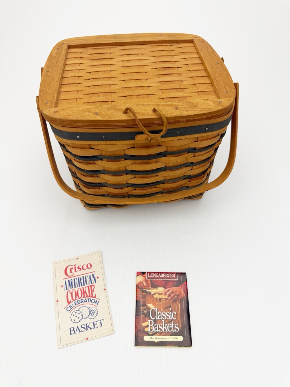 Longaberger Classic Hand Signed Handwoven Basket with Liner Lid and Booklet